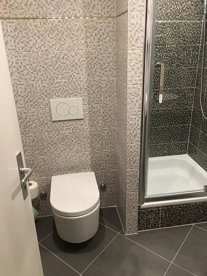 ***  Hotel Admiral Cenevre İsviçre