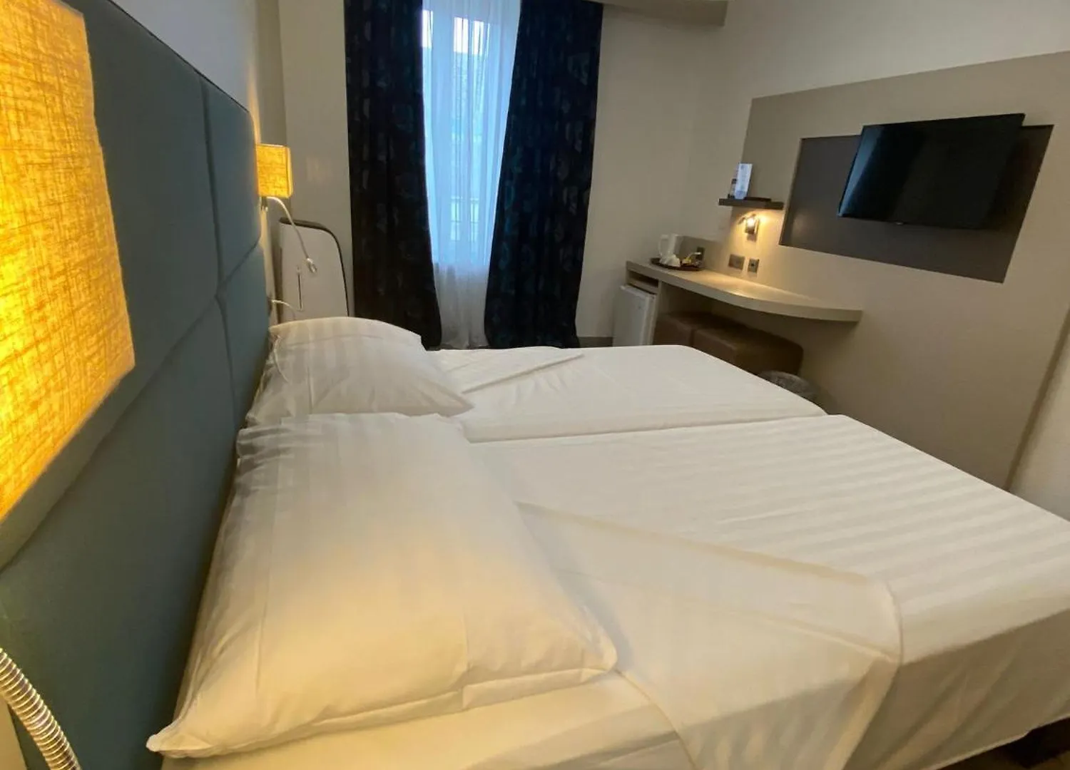 Hotel Admiral Geneve 3*,